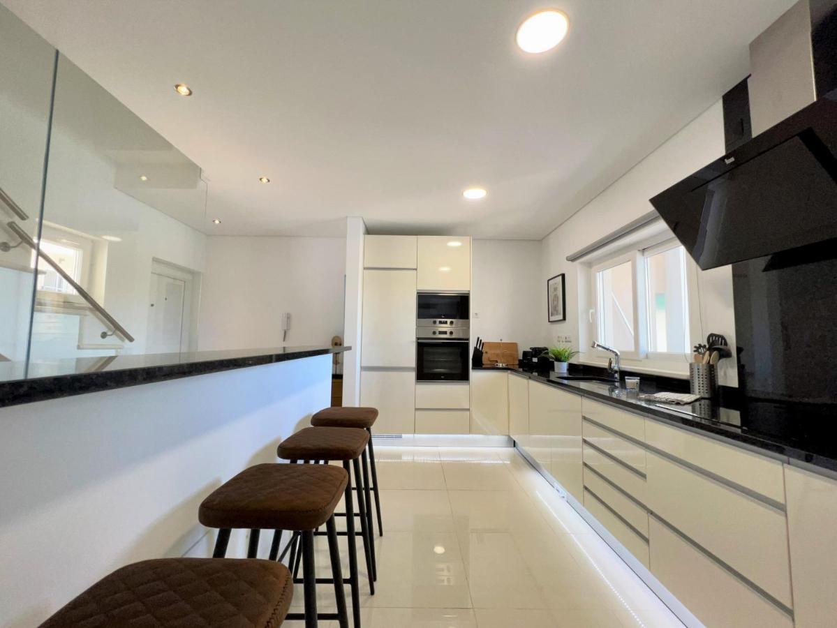 Deluxe With Pool By Homing Holiday home Albufeira